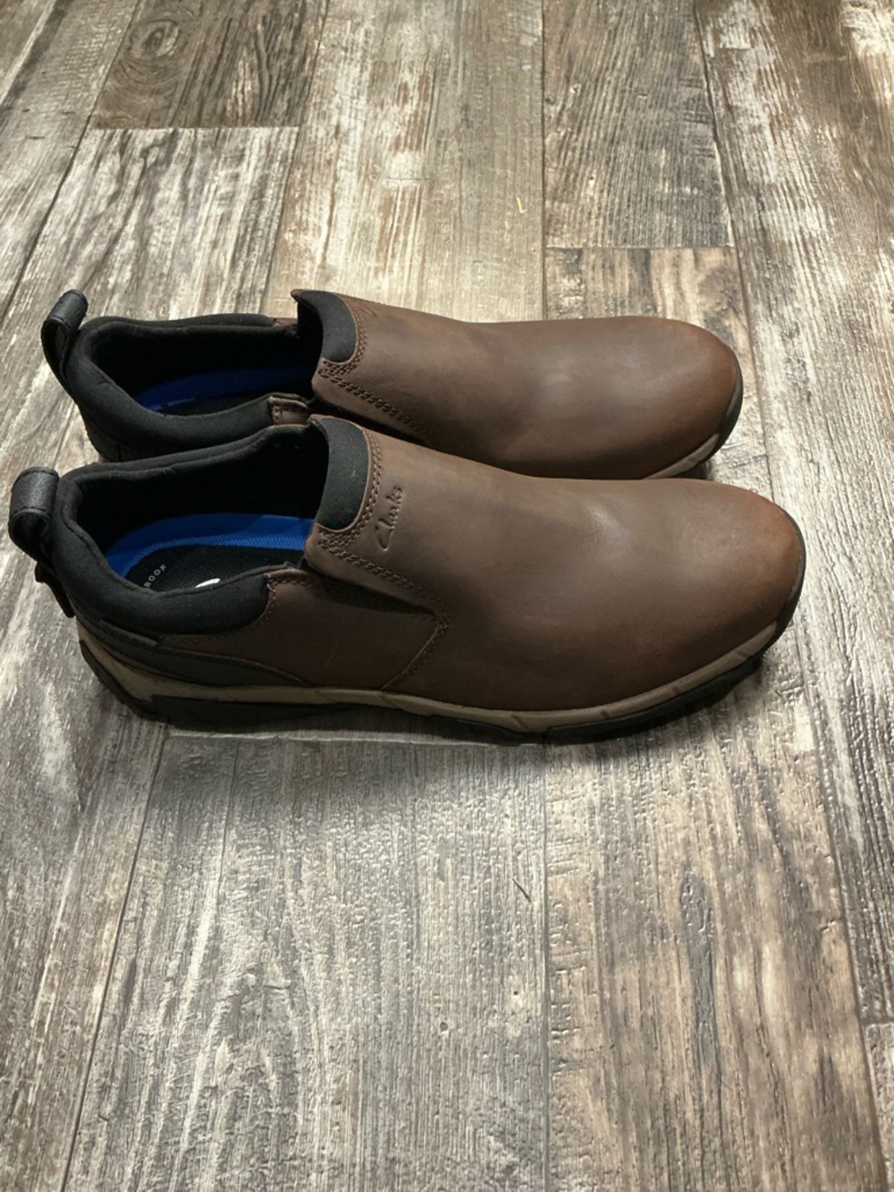 Clarks Men’s Brown Leather Slip-On Loafer Size 10 - Picture 15 of 16